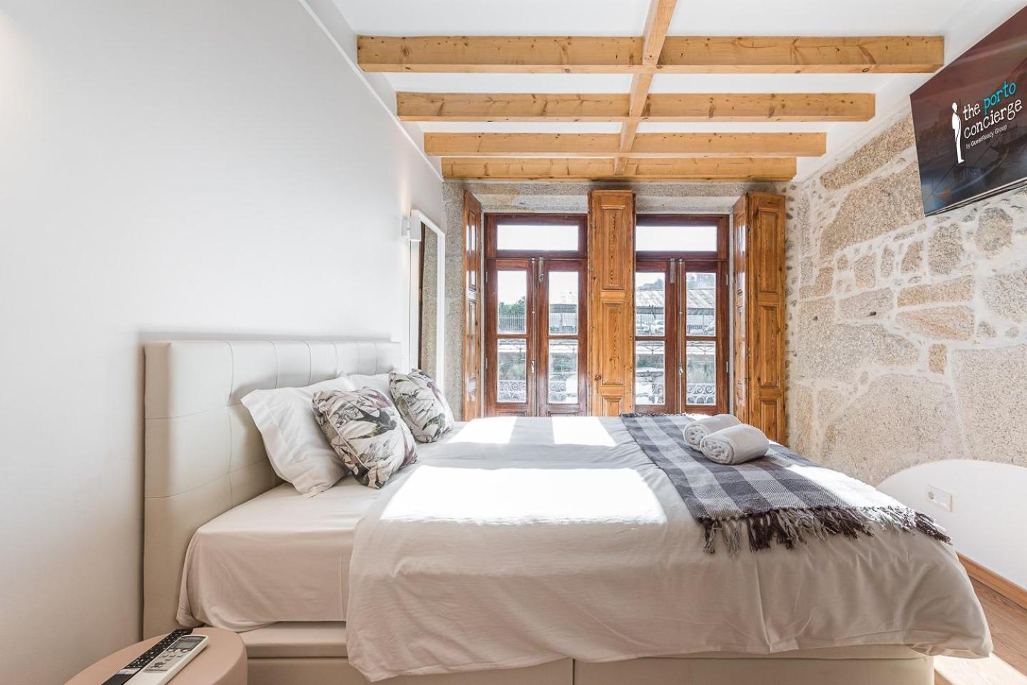 Guestready - Miragaia Stone Studios & Apartments Porto Bagian luar foto