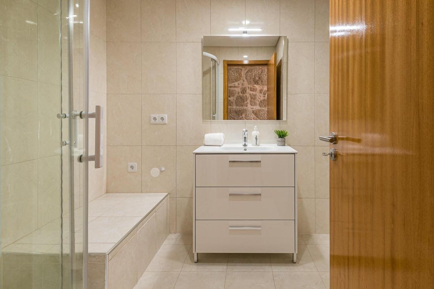Guestready - Miragaia Stone Studios & Apartments Porto Bagian luar foto