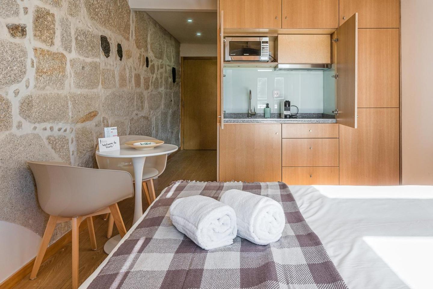 Guestready - Miragaia Stone Studios & Apartments Porto Bagian luar foto